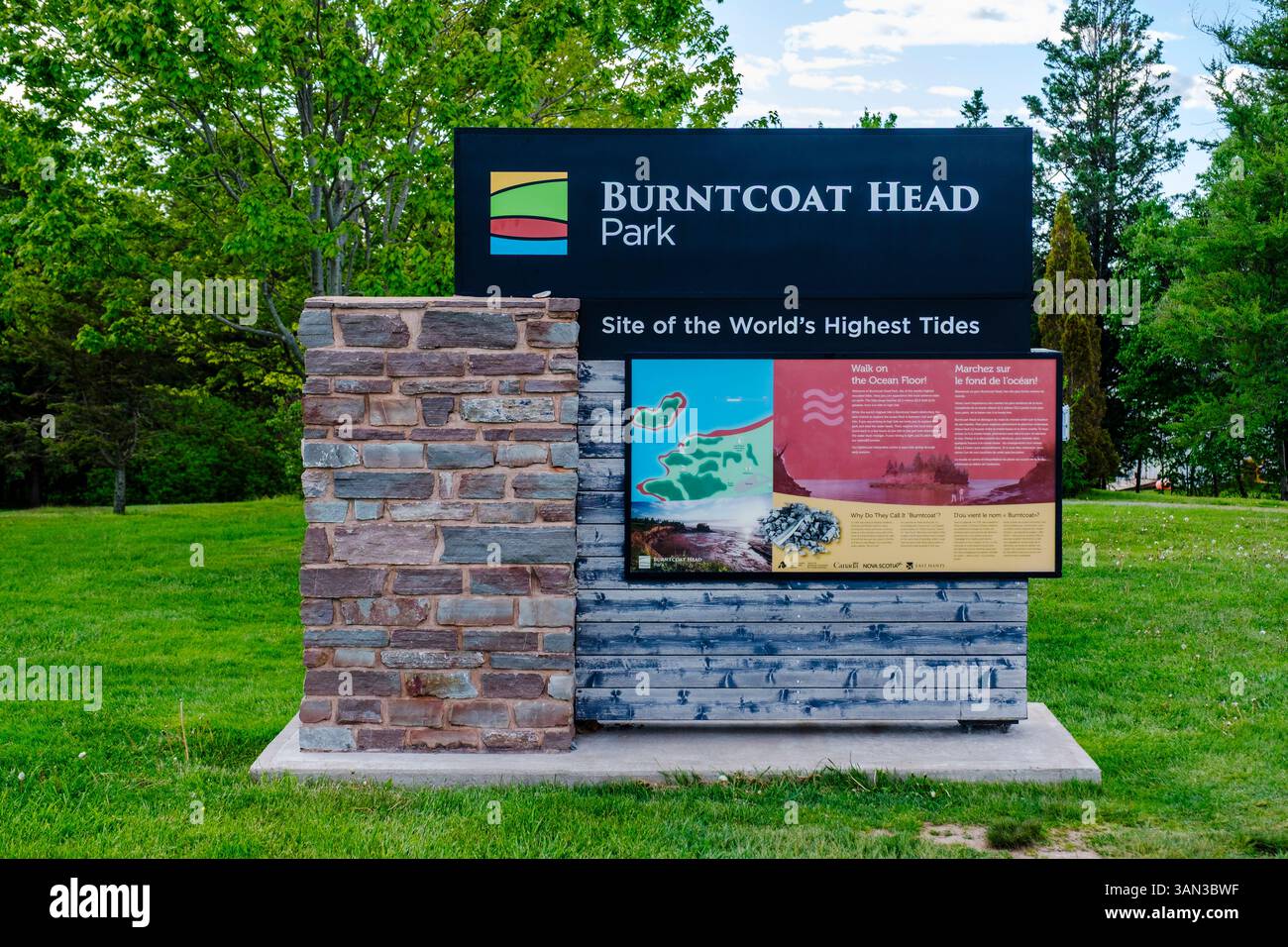 Cartello informativo di benvenuto Burntcoat Head Park, Bay of Fundy, nuova Scozia, Maritimes Canada Foto Stock
