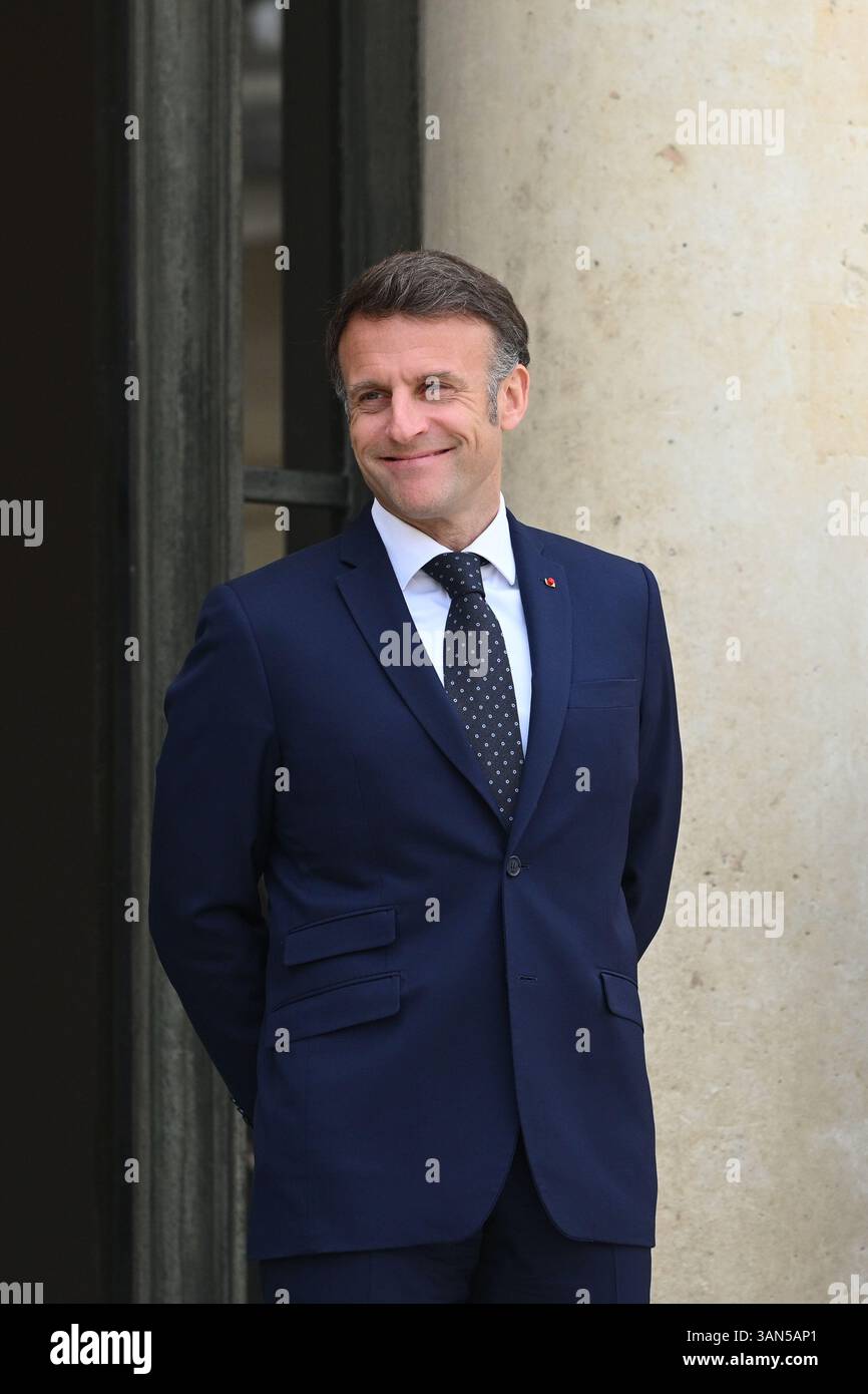 Parigi, Francia. 14 aprile 2025. Il presidente della Repubblica, Emmanuel Macron, ha ricevuto il presidente della regione autonoma del Kurdistan iracheno, Netchirvan Barzani, per un pranzo di lavoro al Palazzo Elysee il 14 aprile 2025. - 14/04/2025 - Francia/Ile-de-France (regione)/Parigi - Julien Mattia/le Pictorium credito: LE PICTORIUM/Alamy Live News Foto Stock