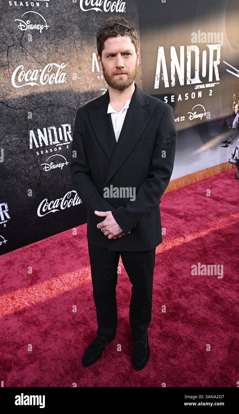 Hollywood, Stati Uniti. 14 aprile 2025. Kyle Soller arriva all'evento speciale di lancio della seconda stagione "Andor" tenutosi all'El Capitan Theatre il 14 aprile 2025 a Hollywood, CA. © Starbuck/AFF-USA.com Credit: AFF/Alamy Live News Foto Stock