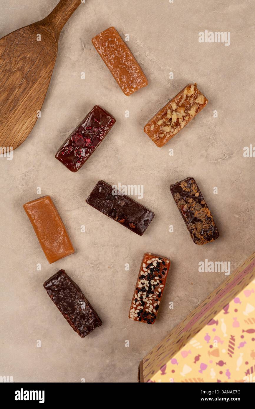 Toffee fatto a mano con gusti diversi Foto Stock