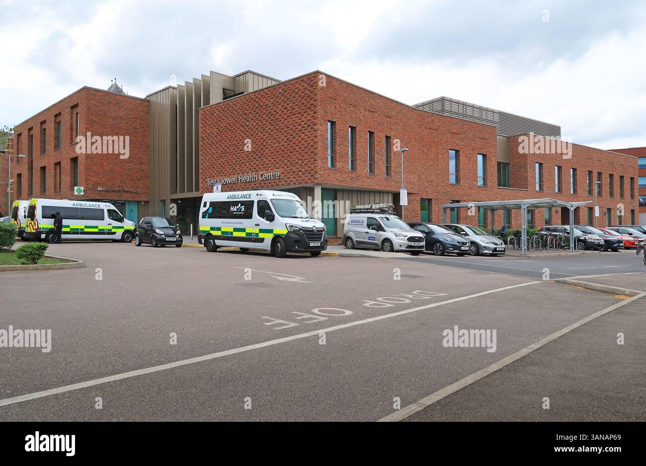 Il nuovo Centro sanitario Tessa Jowell a Dulwich, Londra, Regno Unito. Vista esterna. Foto Stock