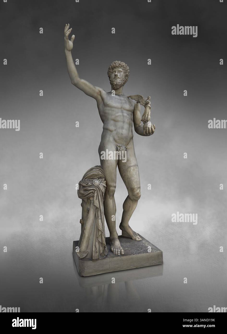 Statua romana dell'imperatore Lucio vero, 161 - 169 d.C. La statua raffigura un antico atleta greco ed è una copia di un originale di Myron, 460-450 a.C. Il Foto Stock