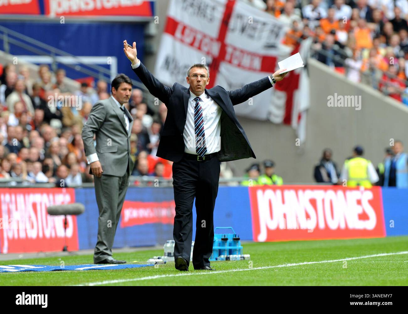 Il manager degli Scunthorpe, Nigel Adkins. Football League Trophy Final, Johnstone's Paint Trophy a Wembley. Luton Town contro Scunthorpe United. 5 aprile 2009 Foto Stock
