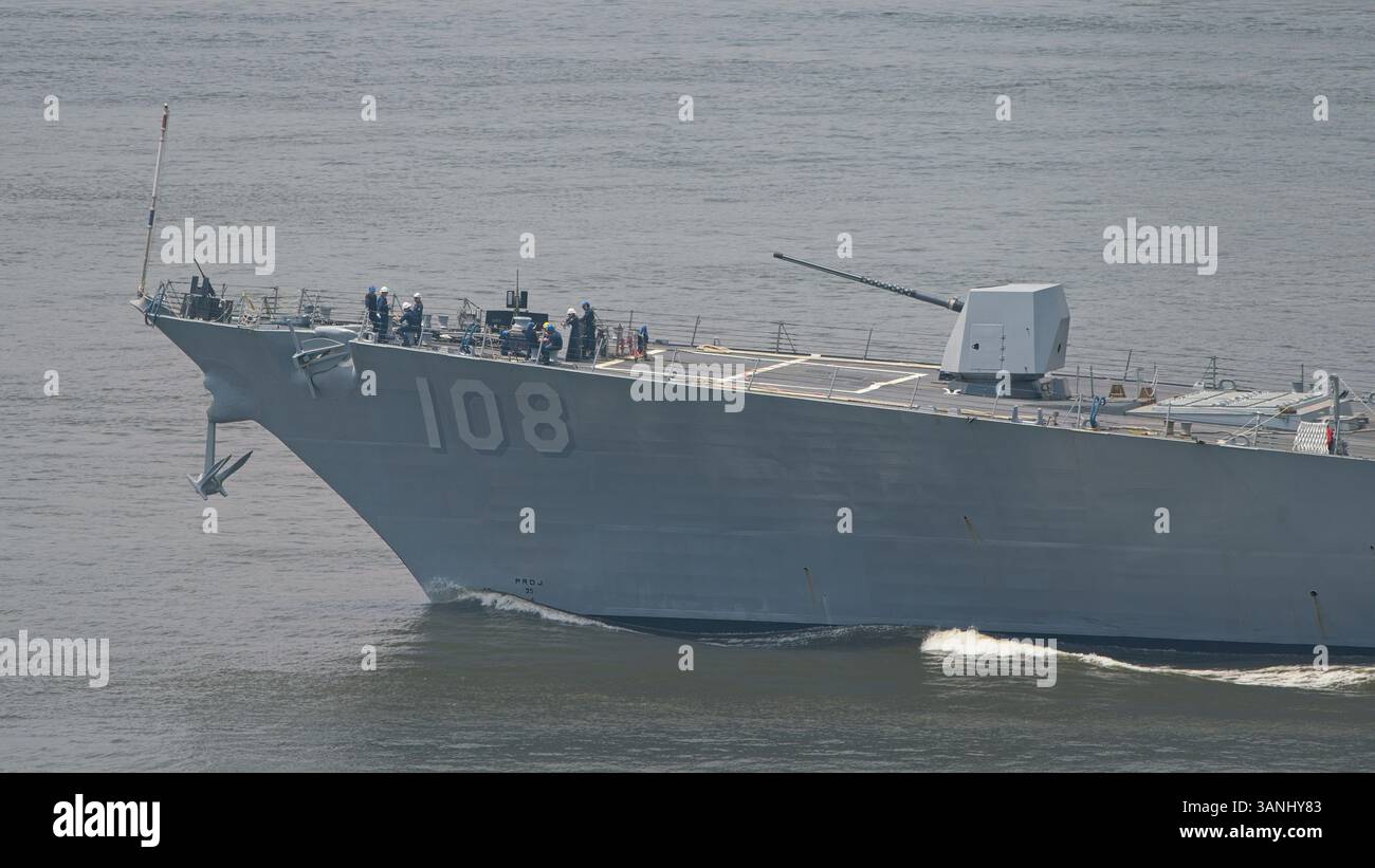 Wayne e Meyer (DDG-108) un cacciatorpediniere classe Arleigh Burke della Marina degli Stati Uniti Foto Stock