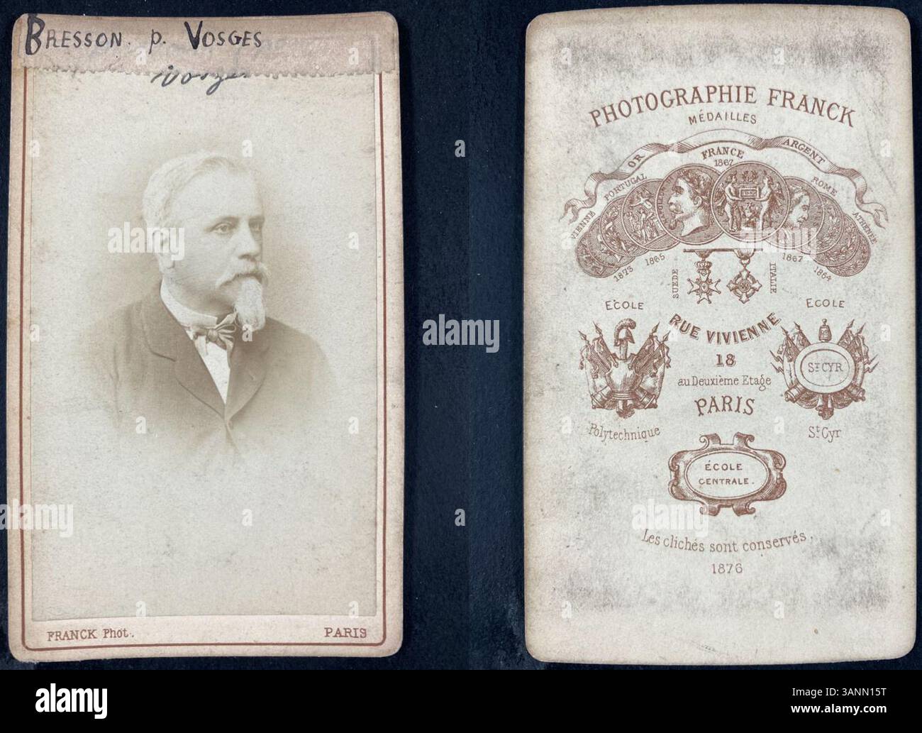 Questa fotografia di Édouard Bresson, scattata da Franck, ritrae una figura francese del XIX secolo. L'immagine è un primo esempio di fotografia ritrattistica, che riflette lo stile fotografico prima del 1911. Foto Stock