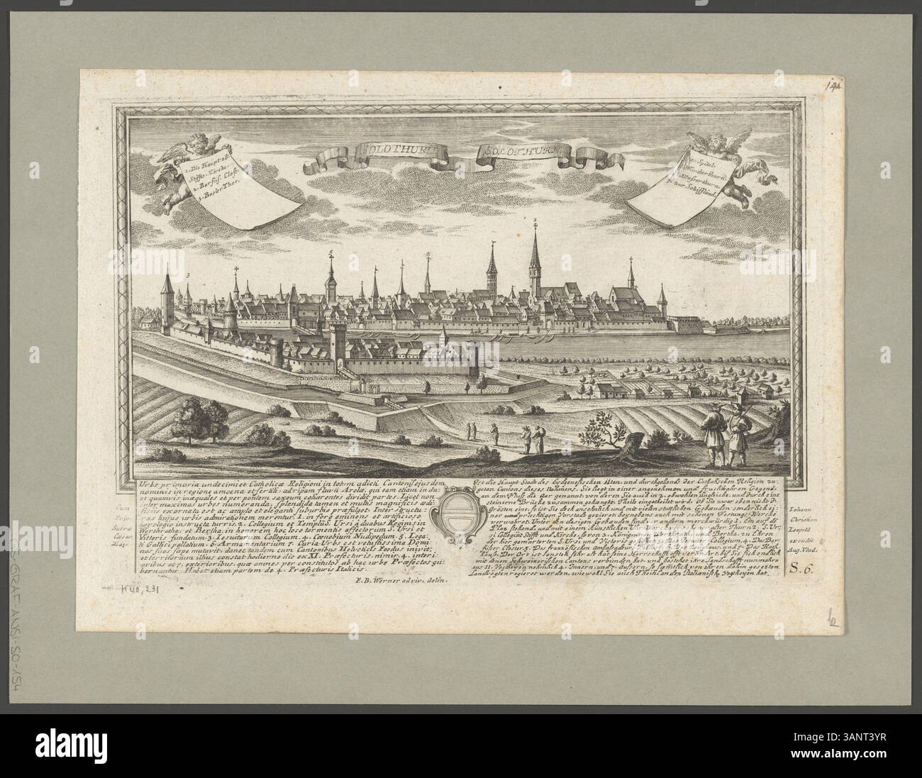 Una stampa del 1730 di Friedrich Bernhard Werner raffigurante Soletta, Svizzera. La stampa include una mappa e un testo descrittivo, evidenziando il significato di Soletta come la principale città cattolica della Confederazione svizzera. Foto Stock