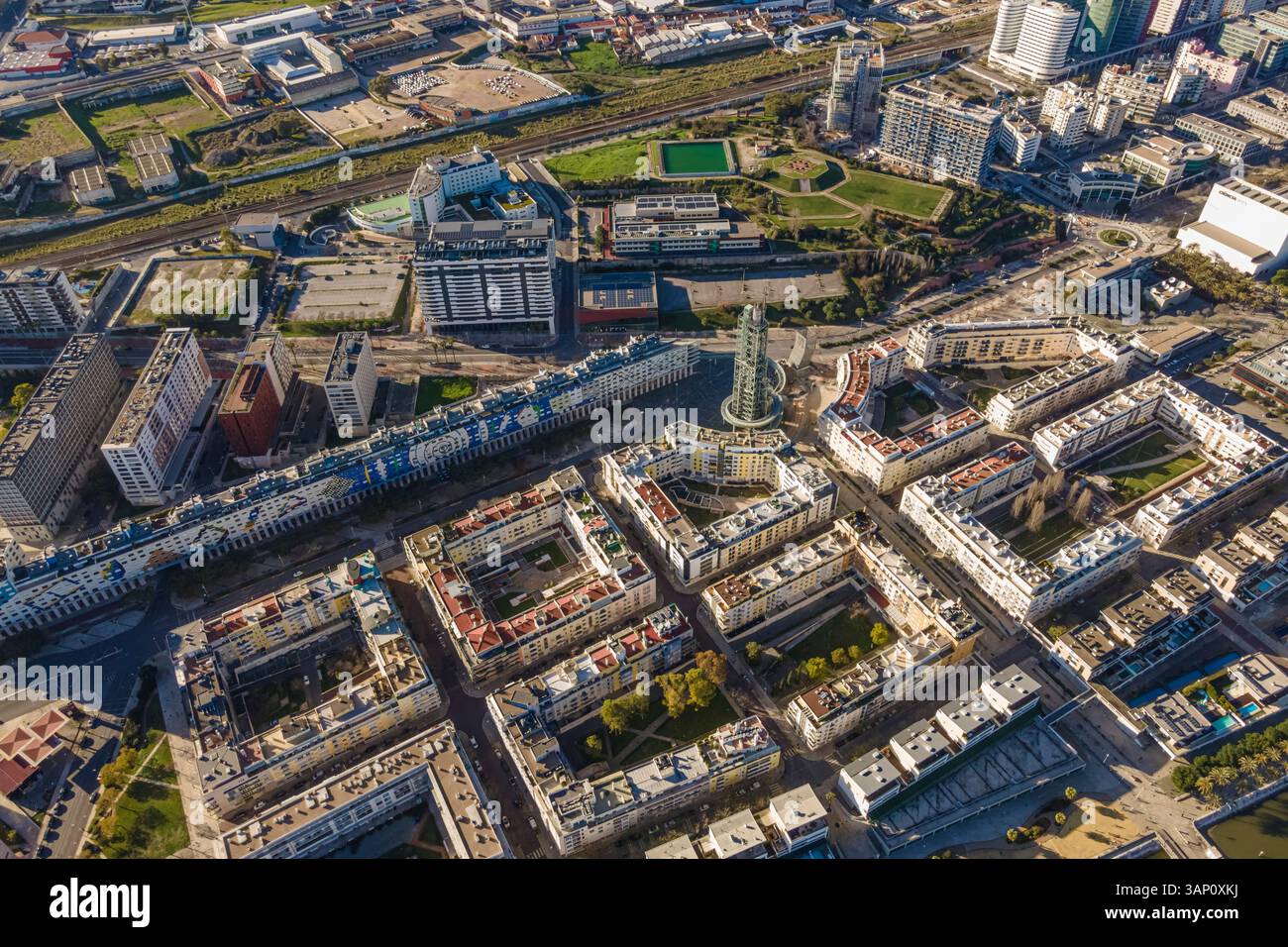 Vista aerea della zona residenziale di Lisbona dall'alto, Portogallo. Foto Stock
