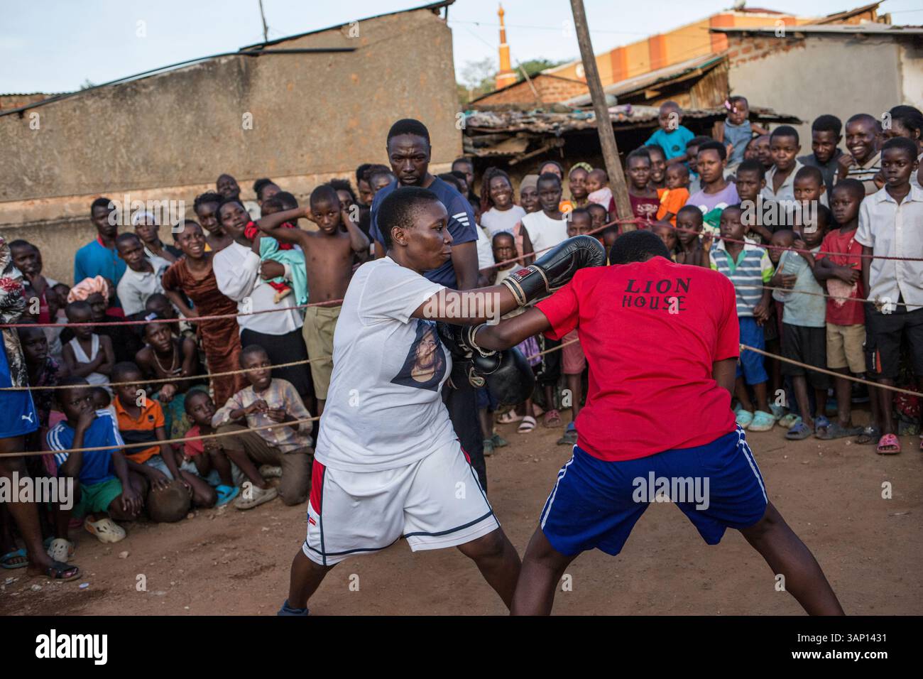 Rhino Boxing Club, Katanga Slum, Kampala, Uganda, Africa Foto Stock
