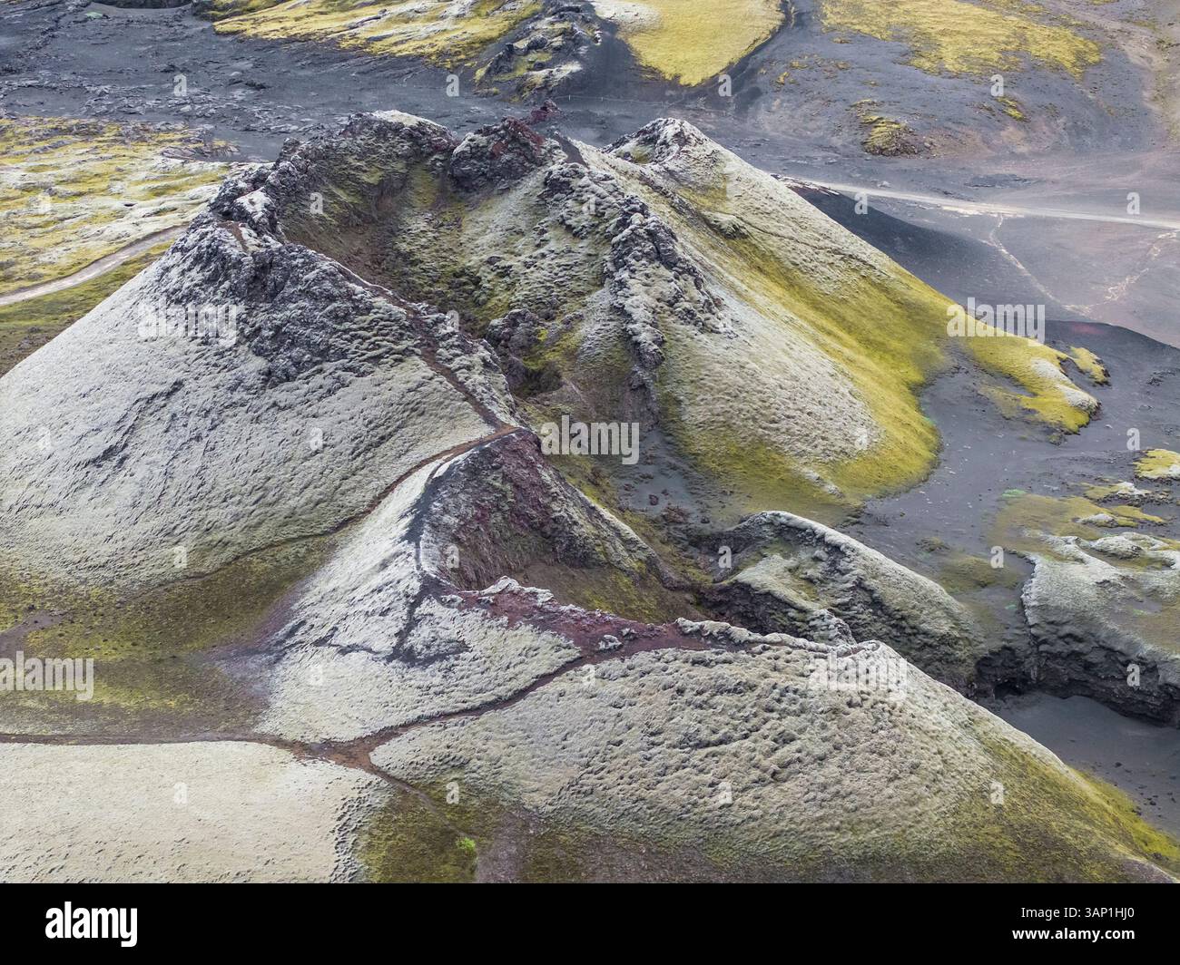 Vista aerea del cratere Laki, una catena vulcanica a Kirkjubaejarklaustur, regione meridionale, Islanda. Foto Stock