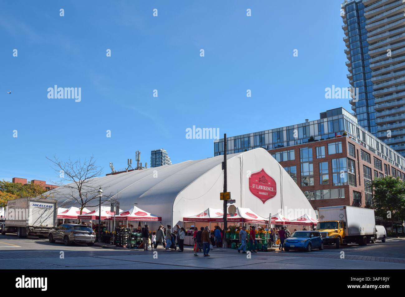 Area all'aperto del St Lawrence Market nel centro di Toronto il 5 ottobre 2024 Foto Stock