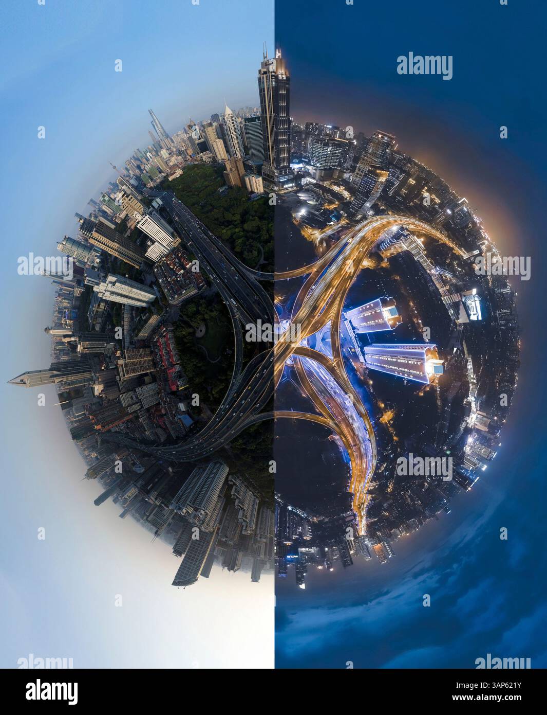 Vista aerea a 360 gradi del paesaggio urbano di Shanghai, mezza giornata e mezza notte, Cina. Foto Stock