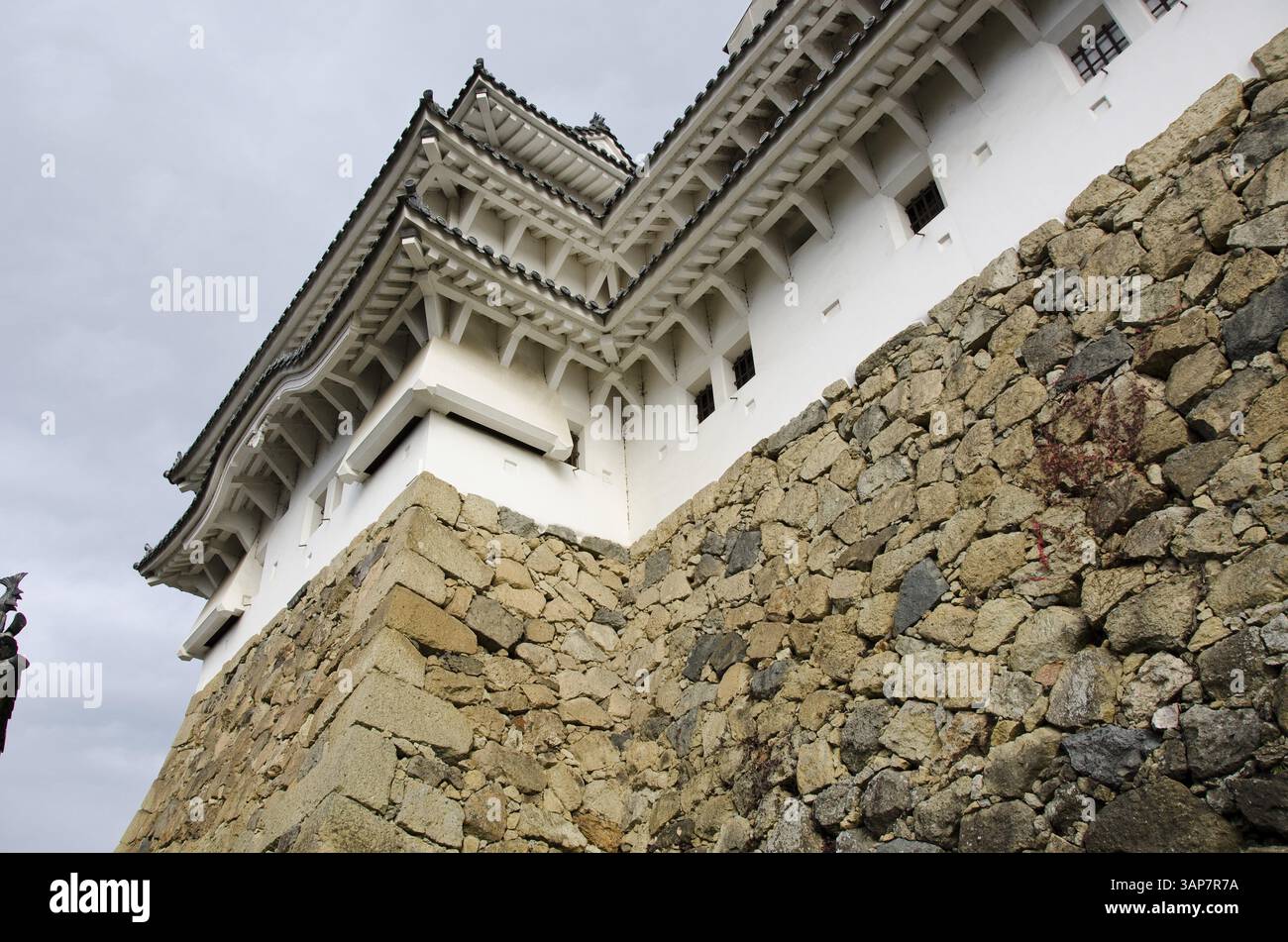 Dettaglio del castello di Himeji in Giappone, architettura tradizionale giapponese, Himeji, Giappone, Asia Foto Stock