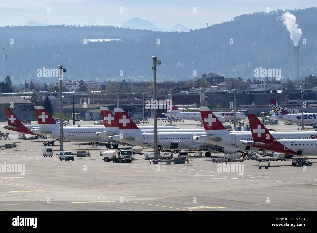 Symbol Photo Aircraft pinne di coda svizzere, Zurigo Kloten, Svizzera, Europa Foto Stock