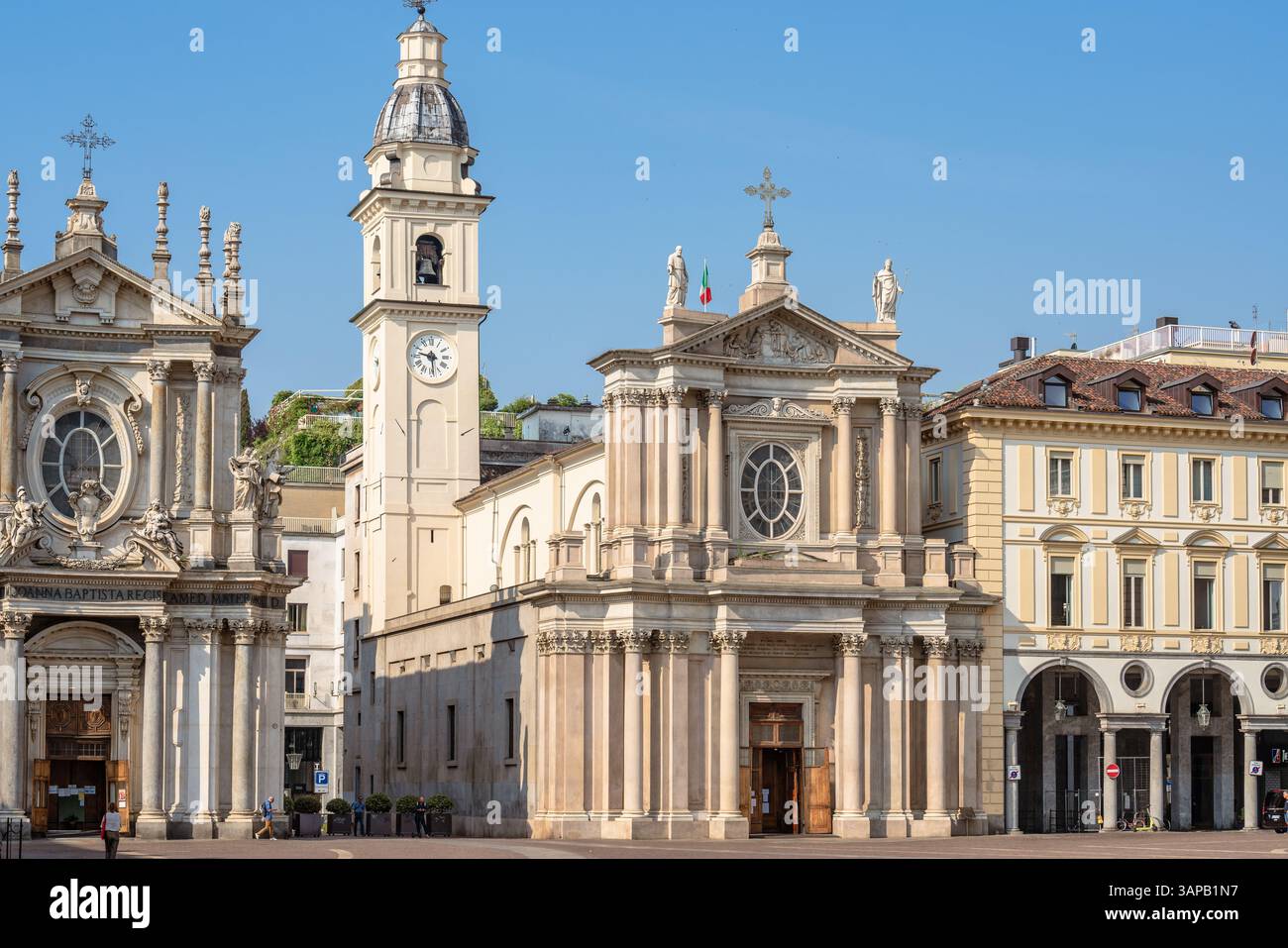 Torino, Italia. 16 giugno 2022. Vista della Chiesa di San Carlo Borromeoin Piazza San Carlo Foto Stock
