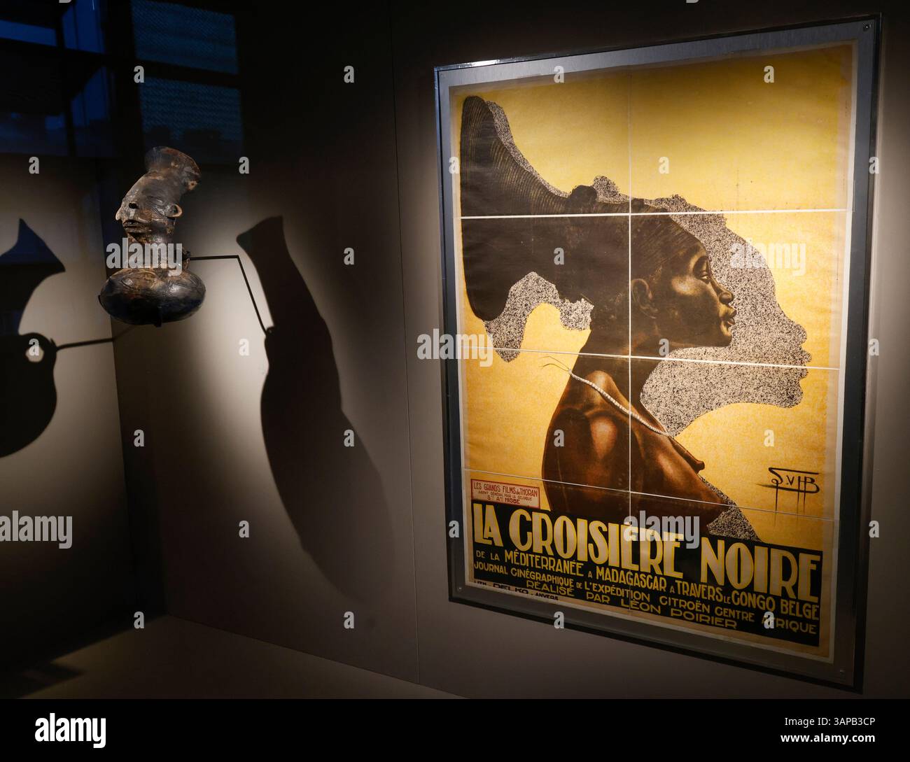 MOSTRA DI INVESTIGAZIONI AL BANCO DAKAR DJIBOUTI AL MUSEO QUAI BRANLY DI PARIGI Foto Stock