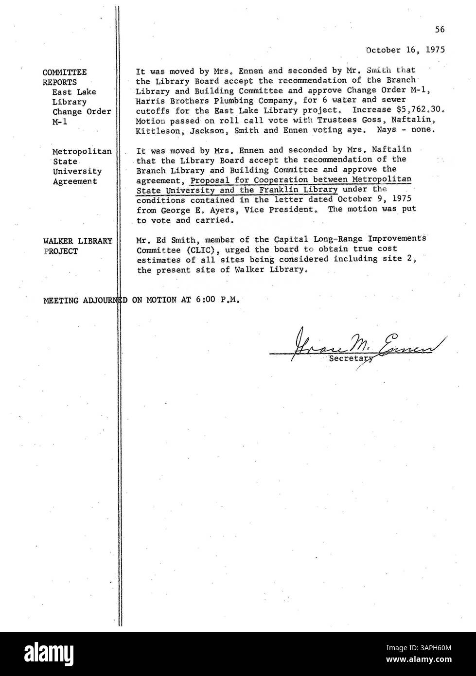I verbali della riunione del Consiglio di amministrazione della Biblioteca pubblica di Minneapolis nel 1975 forniscono informazioni sulle decisioni operative, finanziarie e politiche prese durante quell'anno in merito ai servizi e alla gestione delle biblioteche. Foto Stock