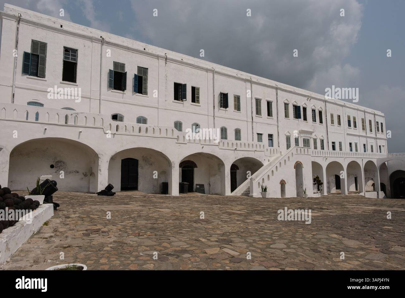 Ghana, Costa del Capo. Cortile interno del castello di Cape Coast. Foto Stock