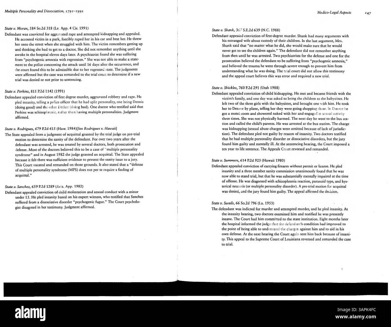 La seconda edizione di questa bibliografia compila importanti ricerche sui disturbi dissociativi, con correzioni e aggiornamenti fino al 1993. Include argomenti come personalità multiple, depersonalizzazione, stati di fuga e prospettive medico-legali. Foto Stock