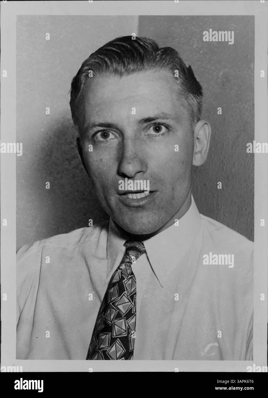 Edward T. Mattson è stato nominato assistente capo dell'ufficio di stato per l'arresto criminale, contribuendo alla leadership delle forze dell'ordine e alla giustizia penale nello stato. Foto Stock