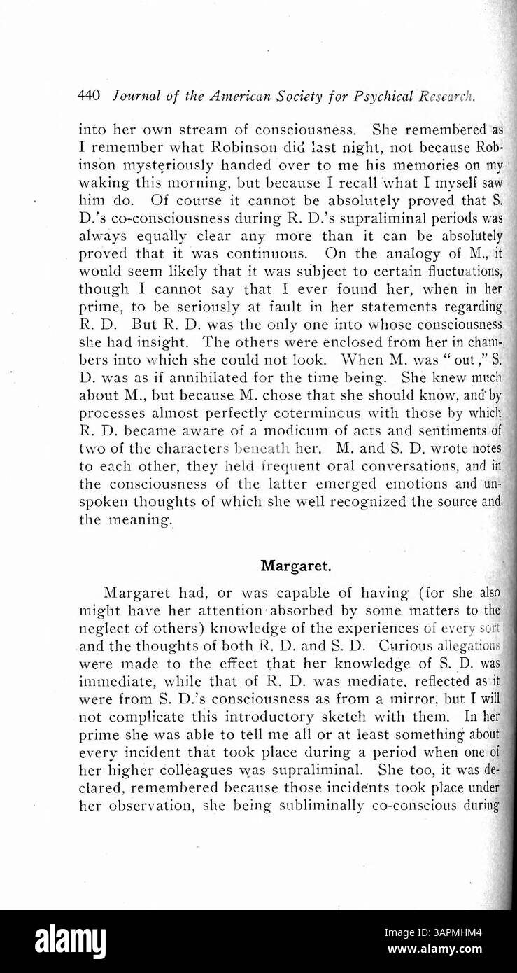 Il caso Doris Fischer descrive una donna con personalità multiple, nata dall'infanzia e legata a esperienze traumatiche. Il caso è unico a causa della personalità cosciente che esiste contemporaneamente con gli altri. In quattro anni di osservazione, sono state identificate cinque personalità, con analisi dettagliate fornite dal Dr. Prince. Il caso è un contributo significativo allo studio del disturbo dissociativo dell'identità. Foto Stock