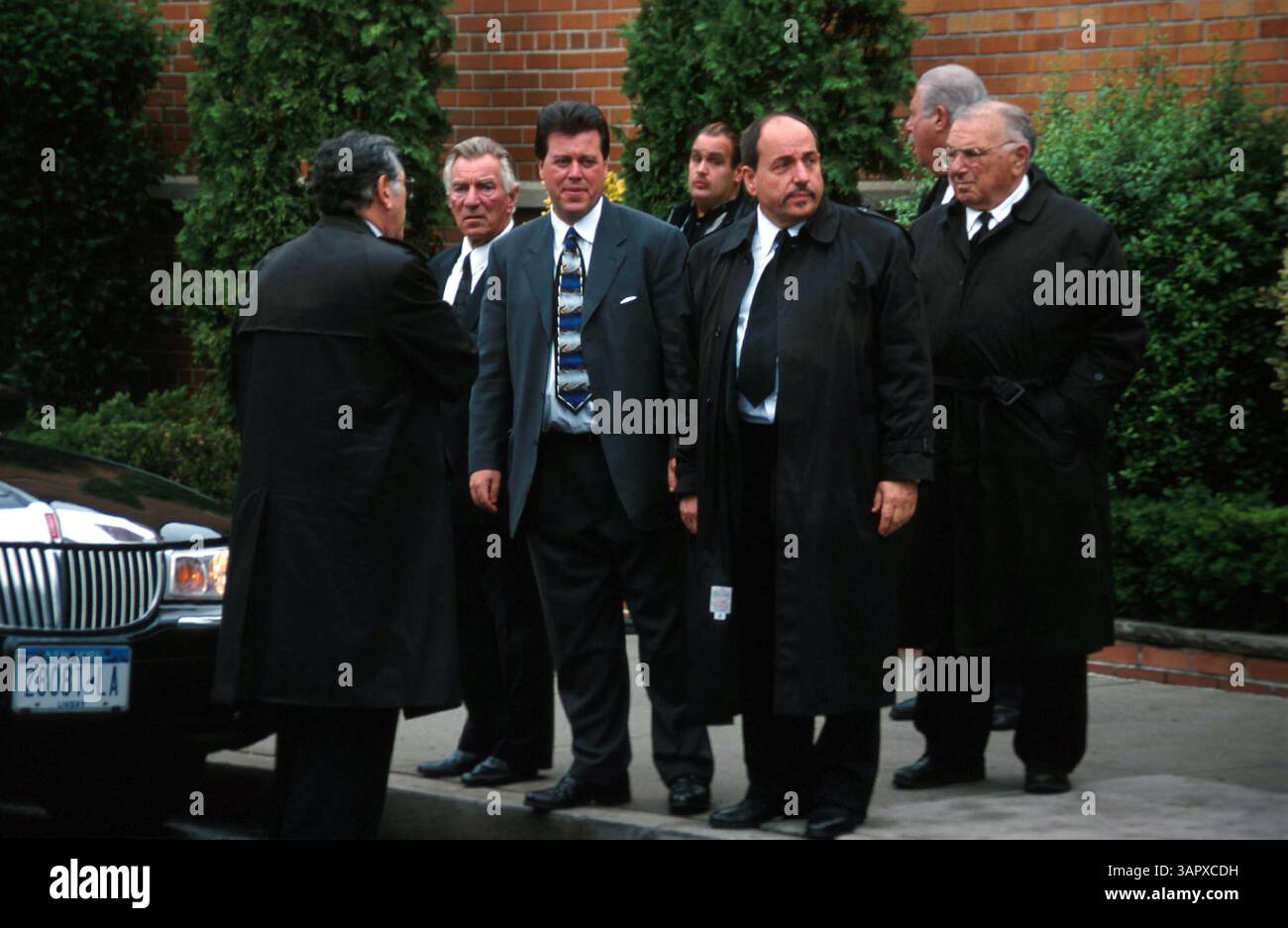 1 GENNAIO 2011 - K25339JK: FUNERALE DI JOHN GOTTI NEL QUEENS NEW YORK. JOHN GOTTI BOSS DELLA MOB DELLA FAMIGLIA GAMBINO FU SEPOLTO ACCANTO AL CORPO DEL FIGLIO DI 12 ANNI FRANK A ST. JOHNS CEMETERY NEL QUEENS, 15/06/02. JOHN KRONDES/ 2002 (immagine di credito: © Globe Photos/ZUMAPRESS.com) Foto Stock