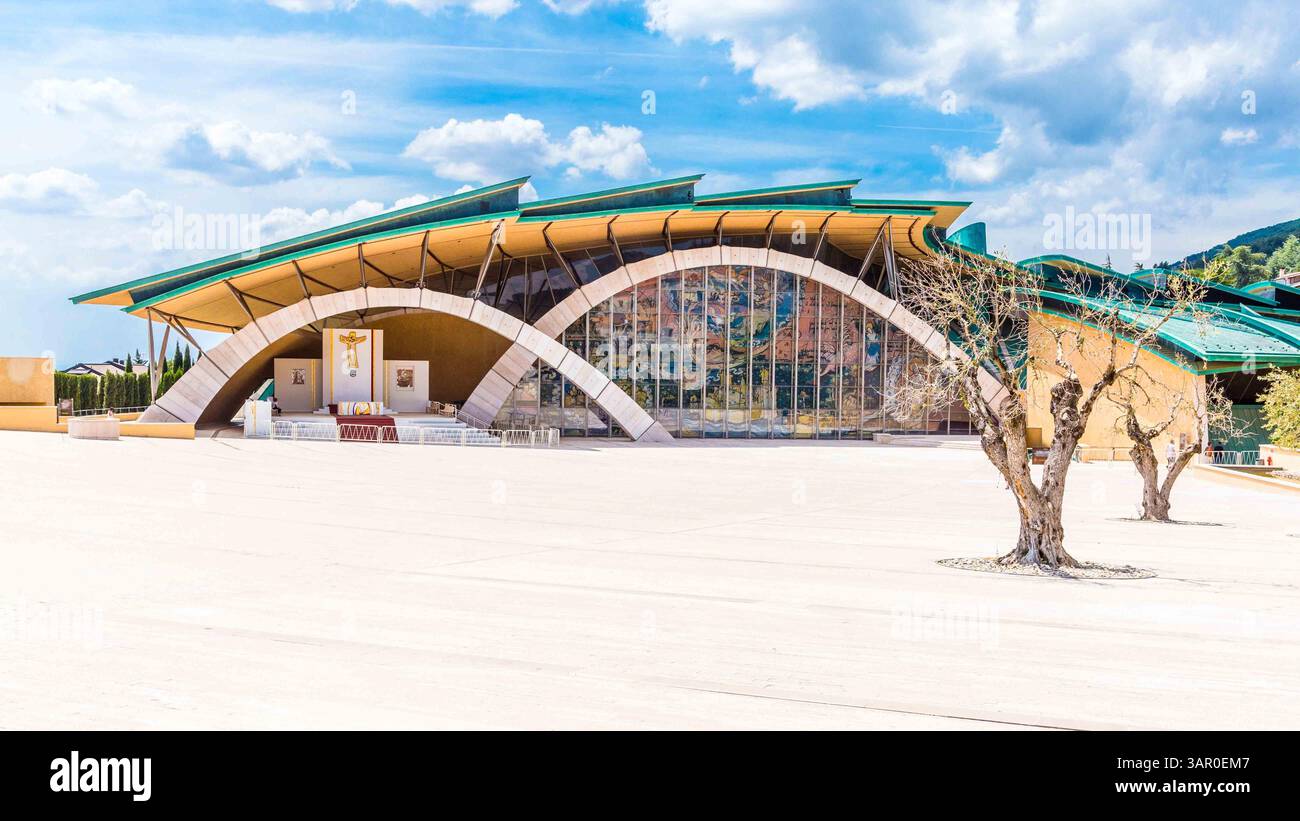 Veduta del Santuario di San Giovanni Rotondo, Puglia, Italia. Foto Stock