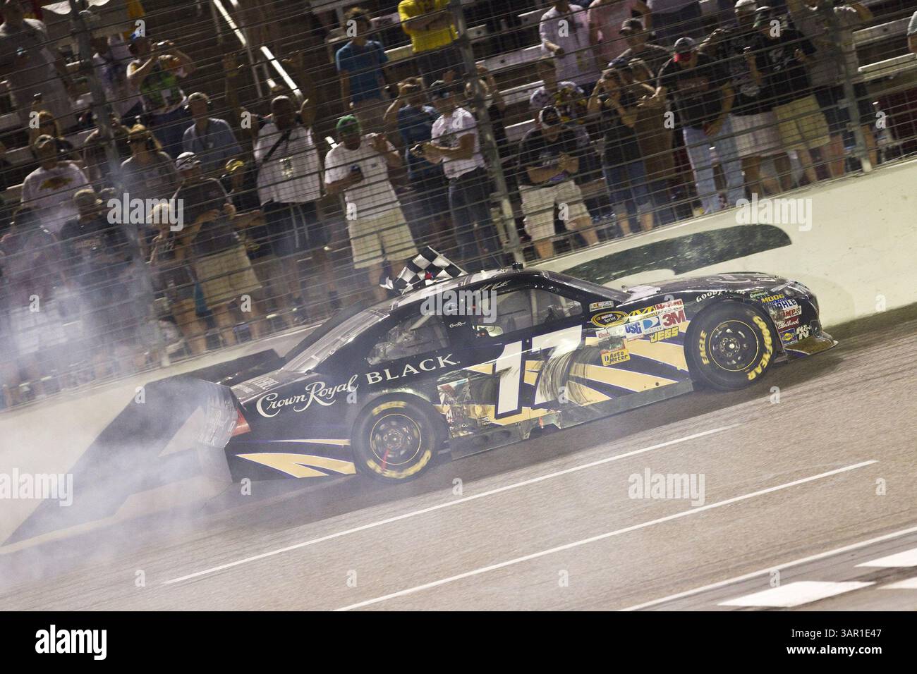 FORT WORTH, TX - APR 09, 2011: Matt Kenseth (17) vince la gara Samsung Mobile 500 al Texas Motor Speedway di Fort Worth, Texas. (Immagine di credito: © ASP/Cal Sport Media/ZUMAPRESS.com) Foto Stock
