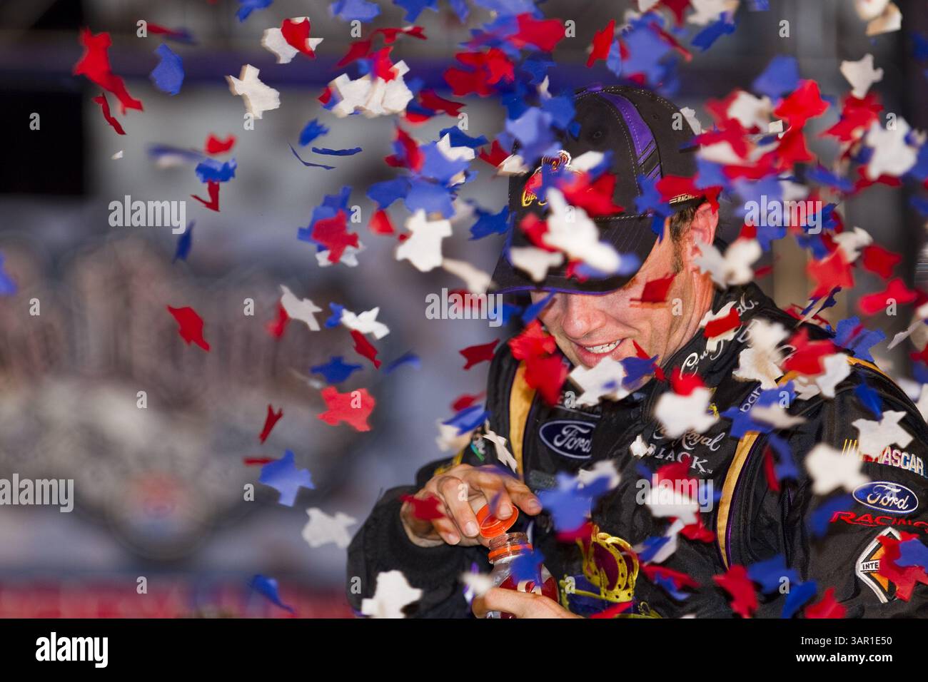 FORT WORTH, TX - APR 09, 2011: Matt Kenseth (17) vince la gara Samsung Mobile 500 al Texas Motor Speedway di Fort Worth, Texas. (Immagine di credito: © ASP/Cal Sport Media/ZUMAPRESS.com) Foto Stock