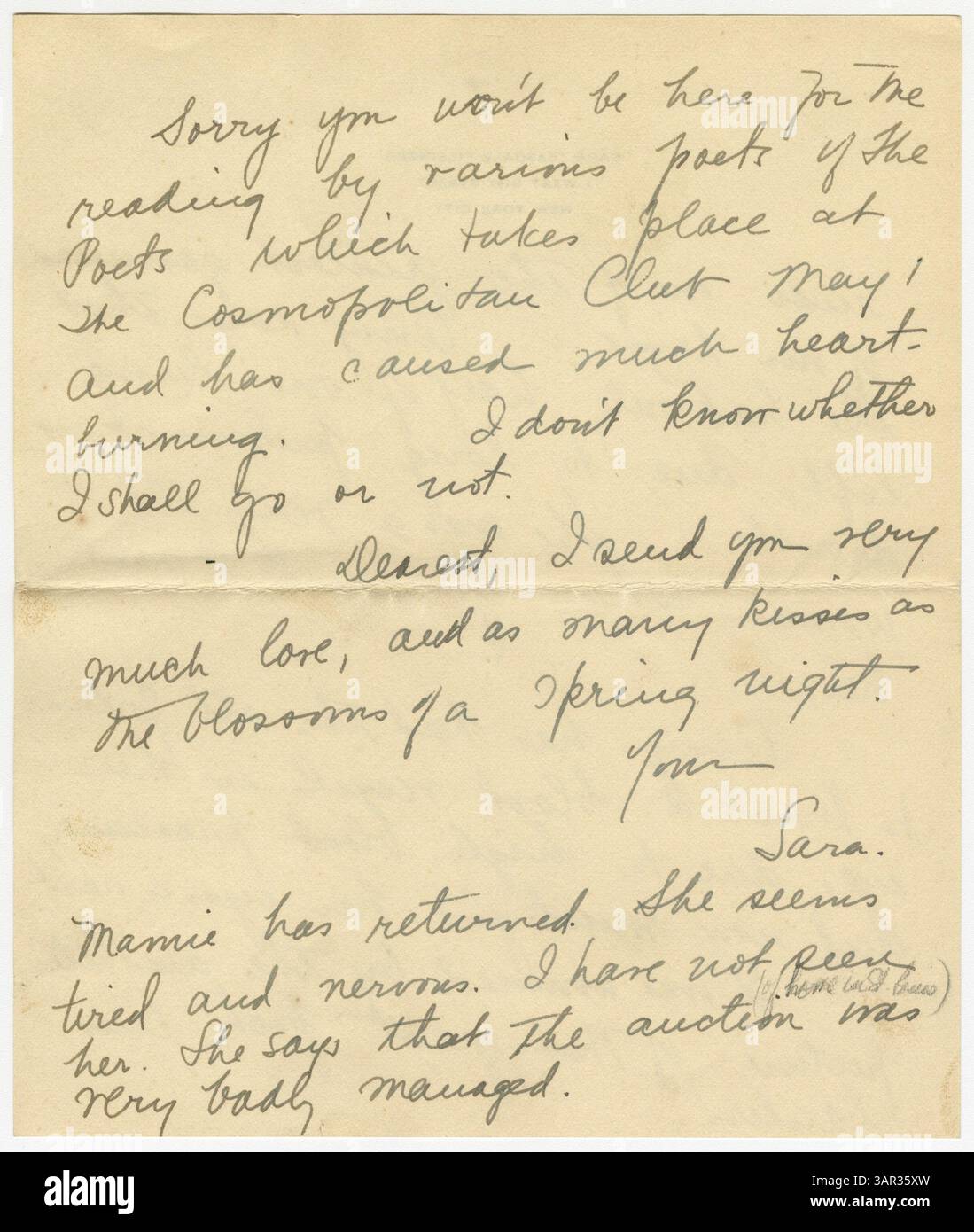 Sara Teasdale Filsinger scrive una lettera da New York a Ernst Filsinger a l'Avana, Cuba, discutendo il pranzo con Zoë Akins, la morte di Eleanora Duse e la sua speranza per il suo ritorno in salvo. La lettera menziona lo sciopero in corso e altre questioni personali. È firmato e include una busta. Foto Stock