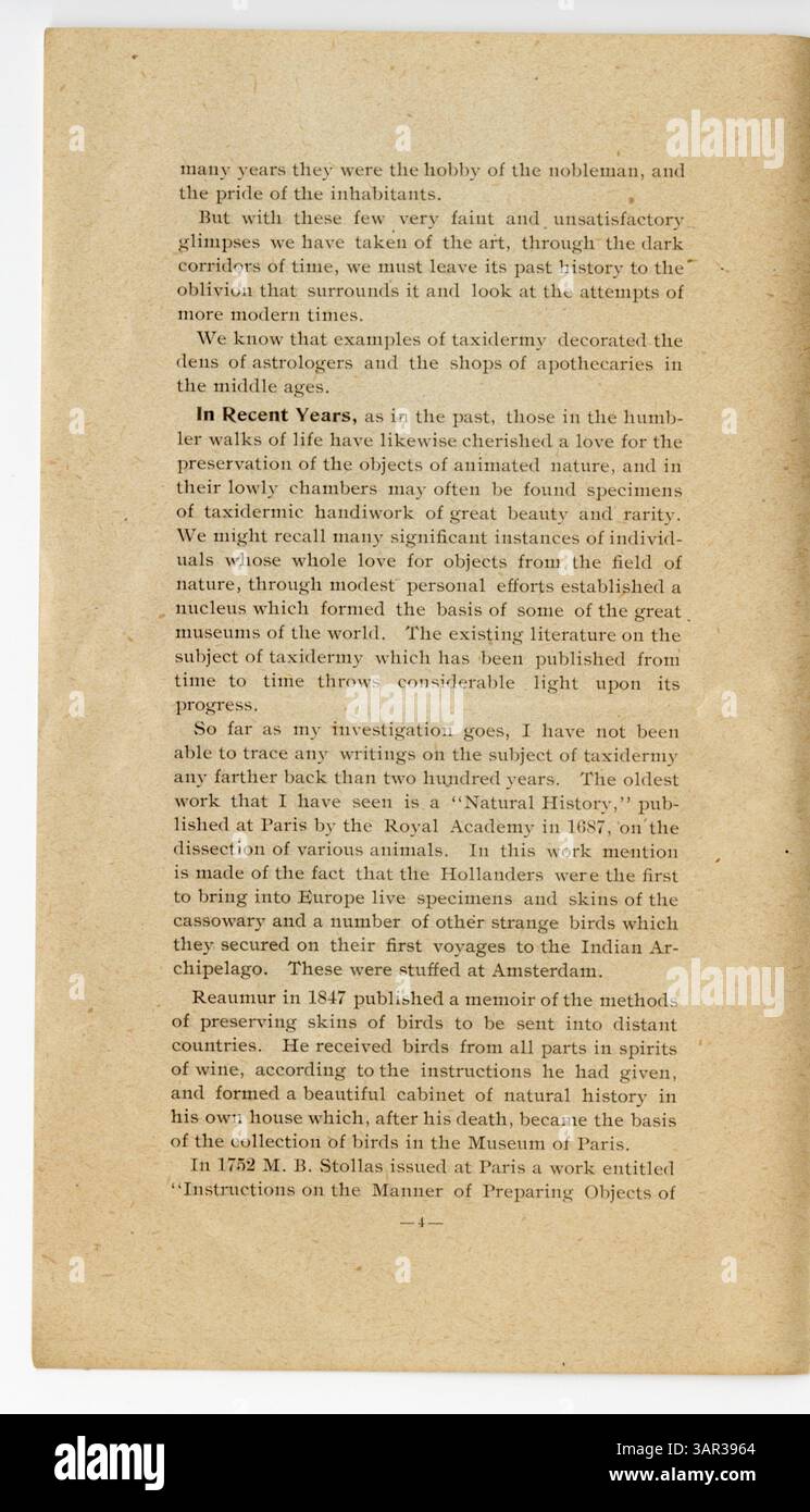 L'opuscolo intitolato "History of Taxidermy" è stato presentato in occasione di un incontro del St. Louis Naturalist Club, che descrive l'evoluzione delle tecniche di tassidermia e il suo significato storico. Foto Stock
