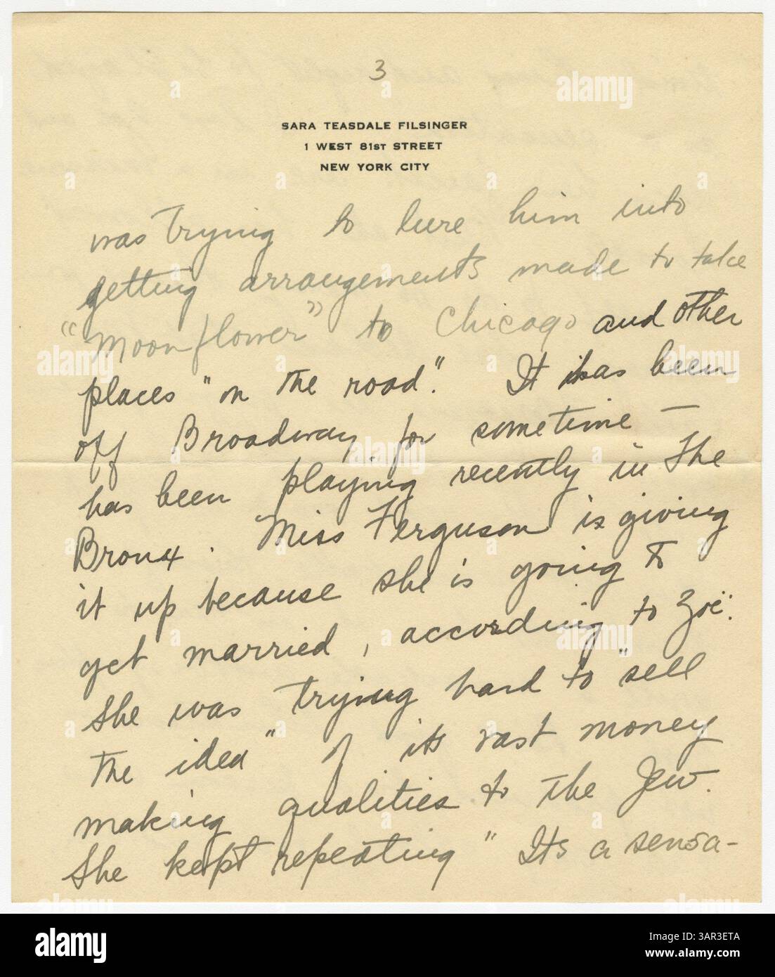 Una lettera di Sara Teasdale Filsinger a Ernst Filsinger a l'Avana, Cuba, che descrive il pranzo con Zoë Akins, la morte di Eleanora Duse e gli aggiornamenti sullo sciopero. Sara esprime la speranza per il suo ritorno sicuro e menziona che la lettera potrebbe non raggiungerlo fino a tardi. È firmato e include una busta. Foto Stock