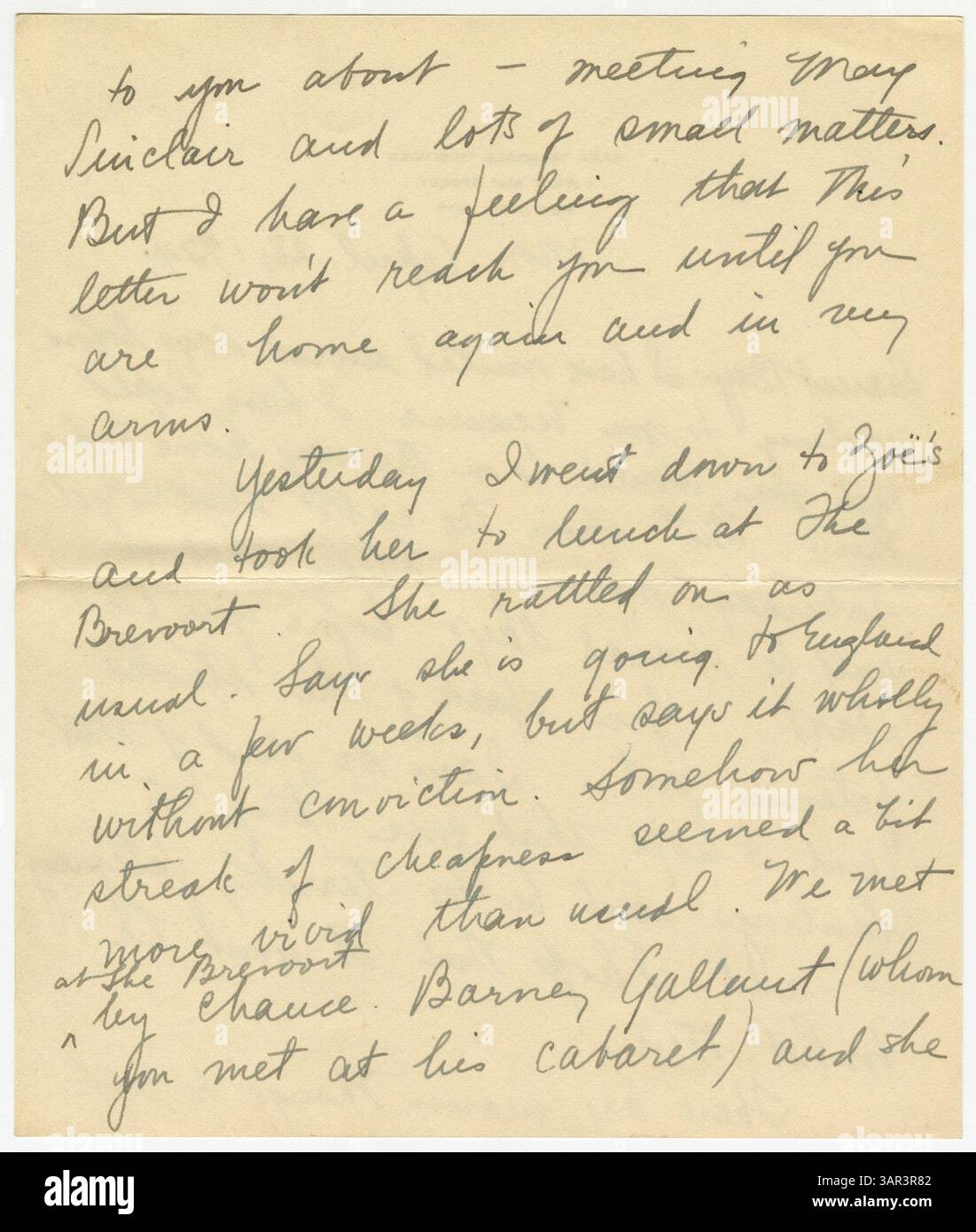 Sara Teasdale Filsinger scrive a Ernst Filsinger a l'Avana, Cuba, condividendo un pranzo con Zoë Akins, discutendo della morte di Eleanora Duse e aggiornando le condizioni di sciopero. Attende con ansia la loro riunione e cita altre notizie personali. La lettera è datata 28 aprile 1924, con una busta. Foto Stock