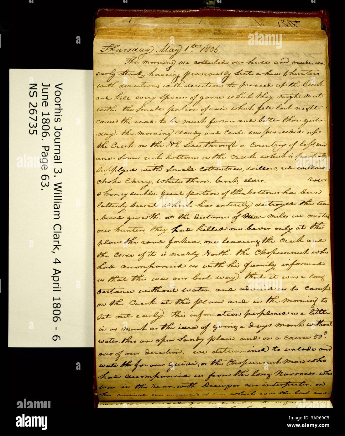 Voorhis Journal No. 3, datato 4 aprile al 6 giugno 1806, fa parte della Clark Family Collection. Descrive in dettaglio il loro viaggio lungo il fiume Columbia, inclusa la perdita di un piroga e di una canoa. Gli esploratori commerciavano con le tribù dei nativi americani in cambio di cavalli e viaggiavano via terra fino al fiume Clearwater. Si accamparono a Camp Chopunnish mentre aspettavano che la neve nelle Bitterroot Mountains si sciogliesse, ritardando il loro passaggio. Il diario è inchiodato e rilegato in pelle. Foto Stock