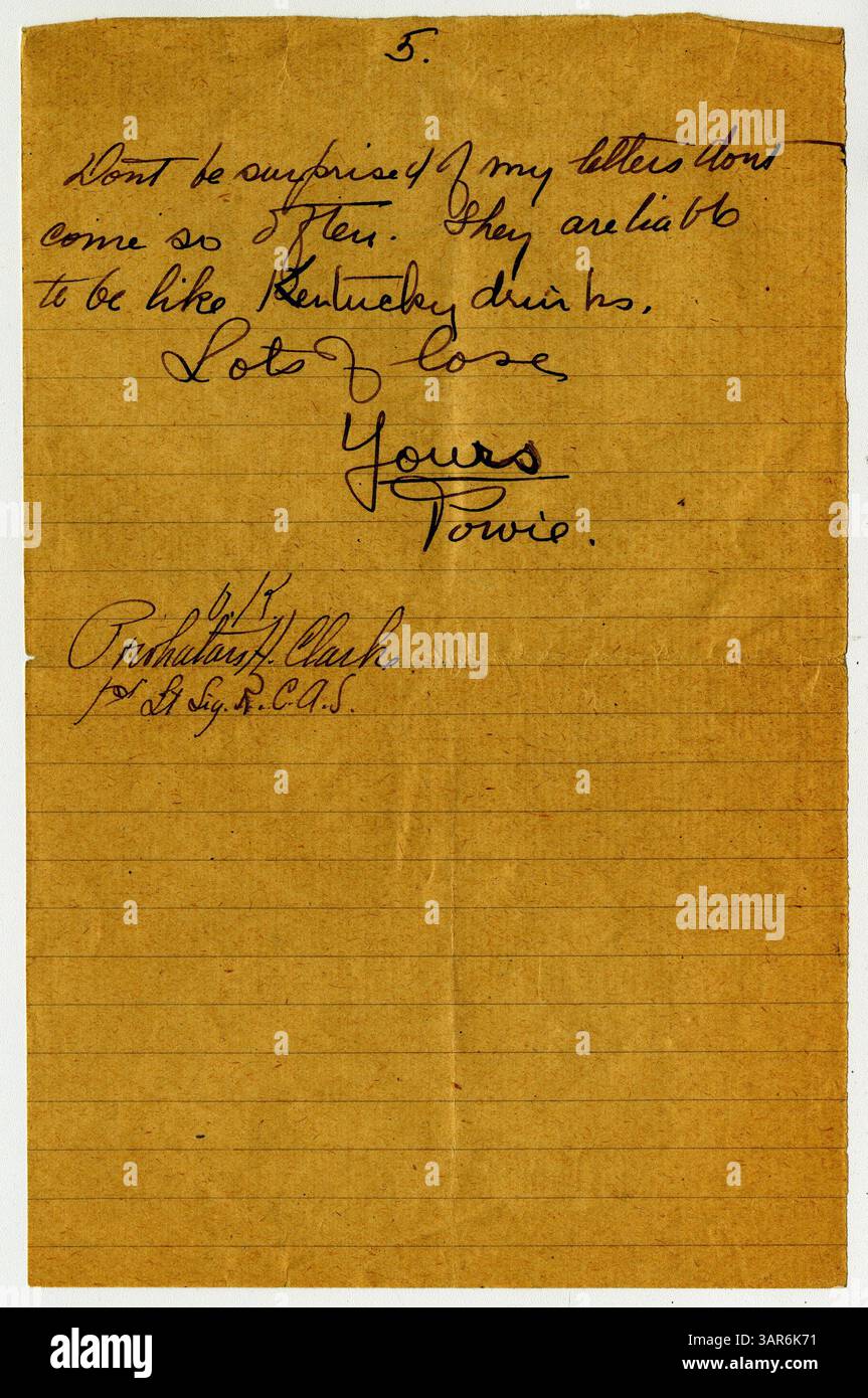 In questa lettera datata 5 maggio 1918, Powhatan H. Clarke scrive a sua madre del suo nuovo lavoro e della sua posizione, notando i suoi regolari compiti di volo presso la scuola di osservazione durante la prima guerra mondiale Foto Stock