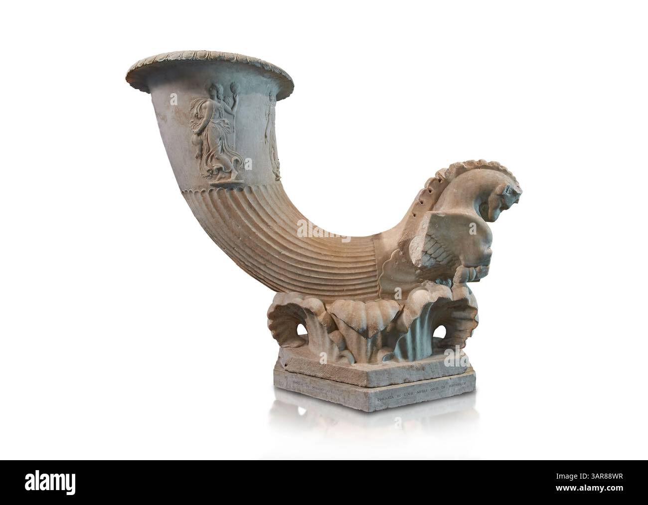 Scultura romana di una fontana a forma di corno da bere (rhytón) firmata da Ponzio. Museo Capitolione Roma, inv. MC1101. Un rhyton era una cera Foto Stock