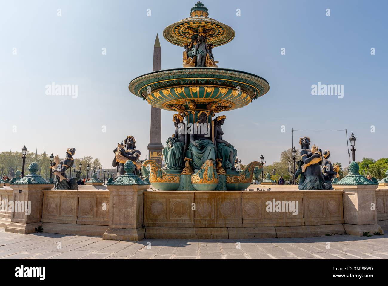 Fontaine des Fleuves. Fontana dei fiumi in Place de la Concorde nell'8° arrondissement di Parigi Foto Stock