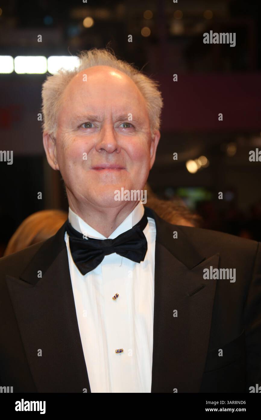 L'attore John Lithgow partecipa alla prima mondiale di "The Grand Budapest Hotel" durante il 64° Festival Internazionale del Cinema di Berlino, alias Berlinale al Berlinale Palast di Berlino, Germania, il 6 febbraio 2014 Foto Stock