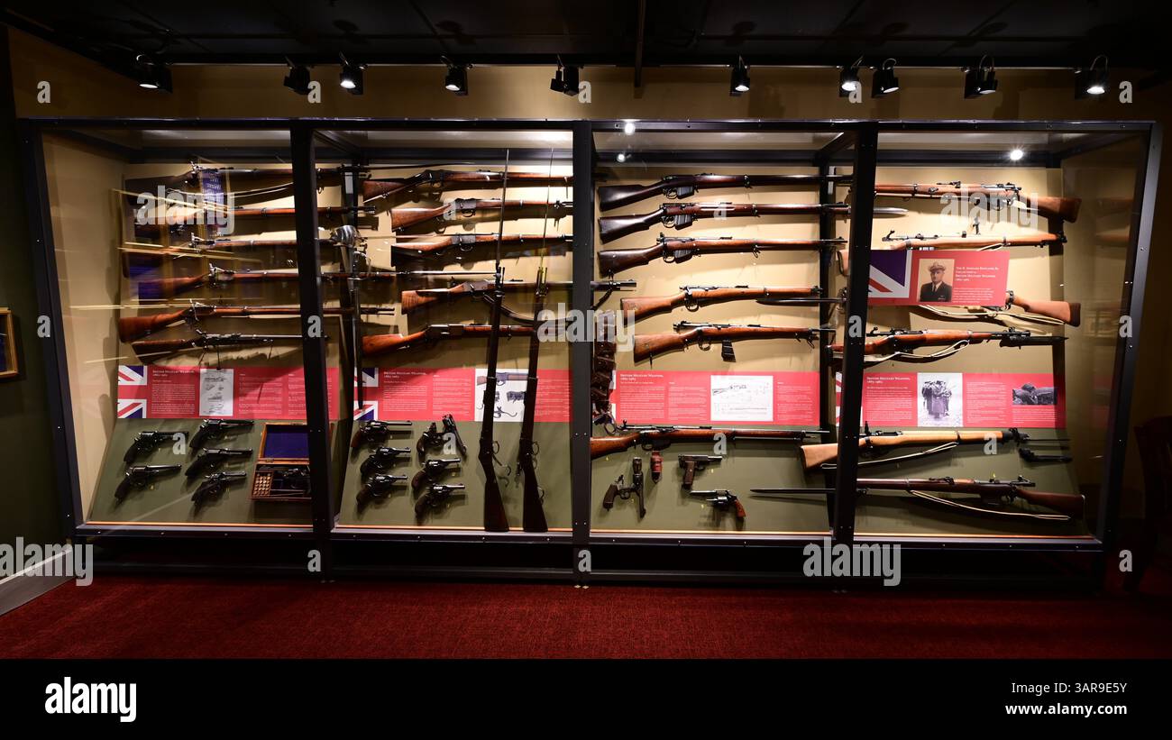 Casi di pistola al museo del Virginia Material Institute. Foto Stock