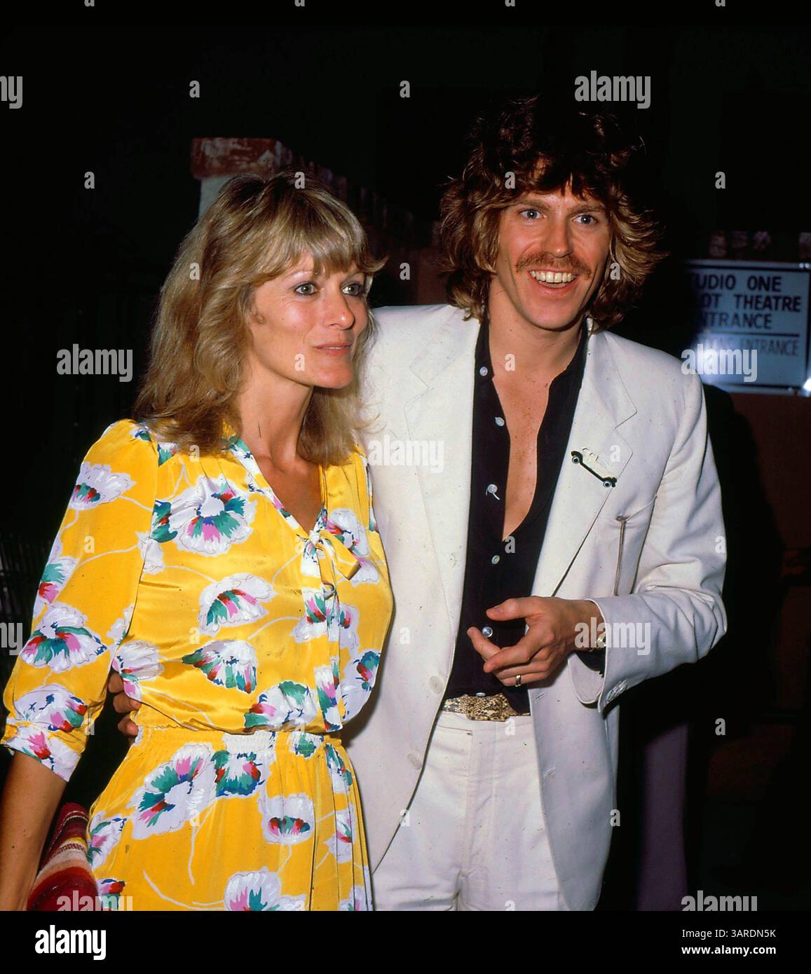 28 gennaio 2010 - JEFF CONAWAY con RONA NEWTON JOHN. JEFFCONAWAYRETRO(immagine di credito: © Globe Photos/ZUMApress.com) Foto Stock