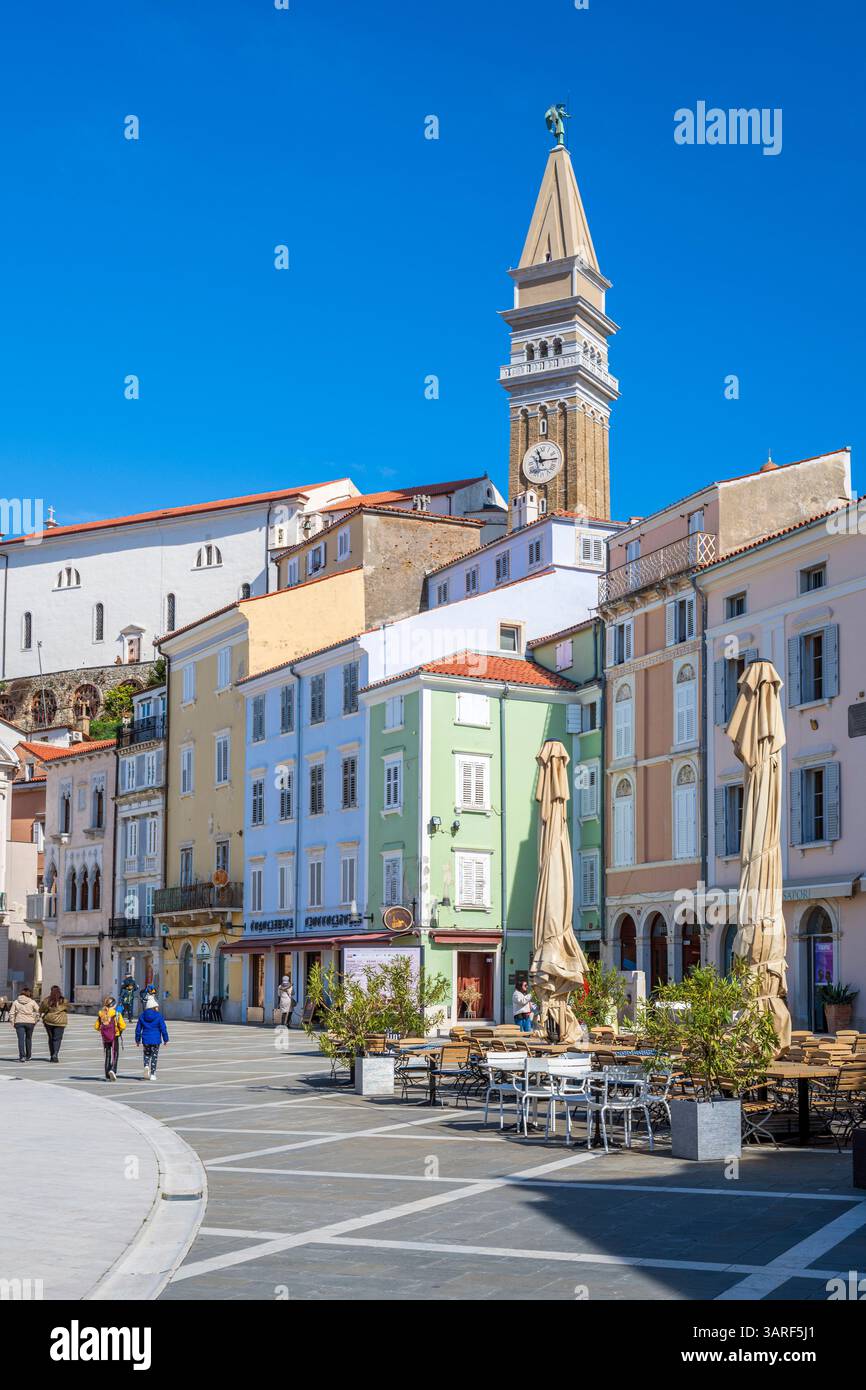 Piazza Tartini (Tartinijev trg), Pirano, Slovenia Foto Stock