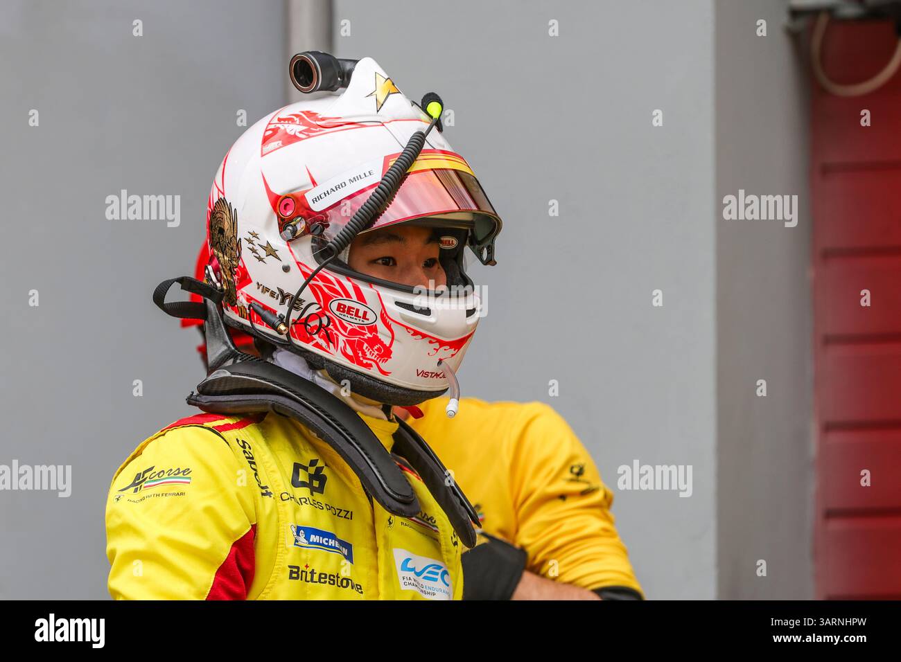 Imola, Italia, 17 aprile 2025,#83 AF Corse (ITA) Ferrari 499P (Hypercar) guidata da Yifei Ye (CHN), durante la 6 ore di Imola, il secondo round del campionato 2025 FIA WEC, all'autodromo Enzo & Dino Ferrari di Imola, Italia, dal 16 al 20 aprile 2025. Crediti: Kristof Vermeulen Photography/Alamy Live News Foto Stock