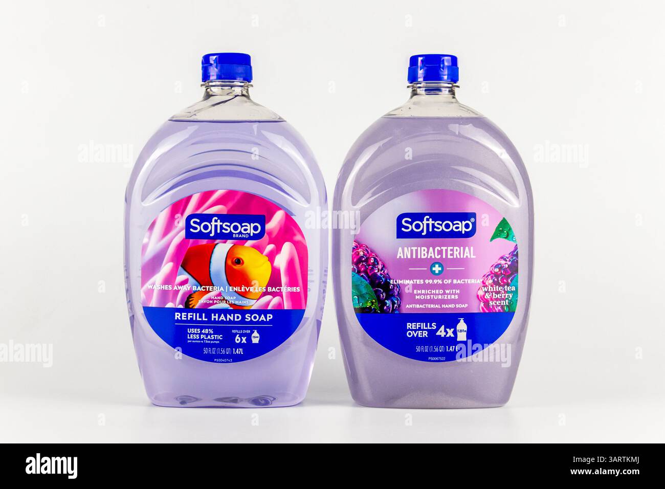 ST. PAUL, MN, USA, 14 APRILE 2025: Ricarica di sapone per mani Softsoap e logo del marchio. Foto Stock