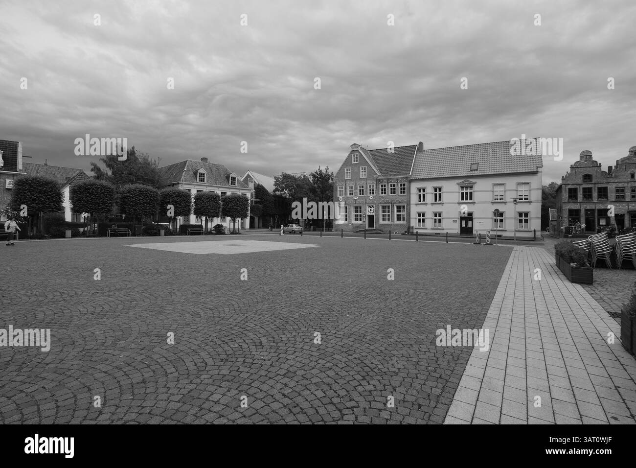 Vista della città e piazza del mercato della città di Norden, distretto di Aurich, bassa Sassonia, Germania, Europa Foto Stock