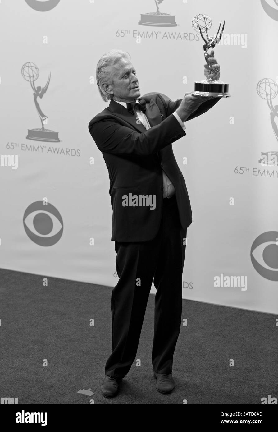 22 settembre 2013 - Los Angeles, California, U. S - l'attore Michael Douglas posa nella sala stampa del 65° Annual Primetime Emmy Awards tenutosi al Nokia Theatre L.A. DAL VIVO domenica 22 settembre 2013 a Los Angeles, California. (Immagine di credito: © Prensa Internacional/ZUMAPRESS.com) Foto Stock