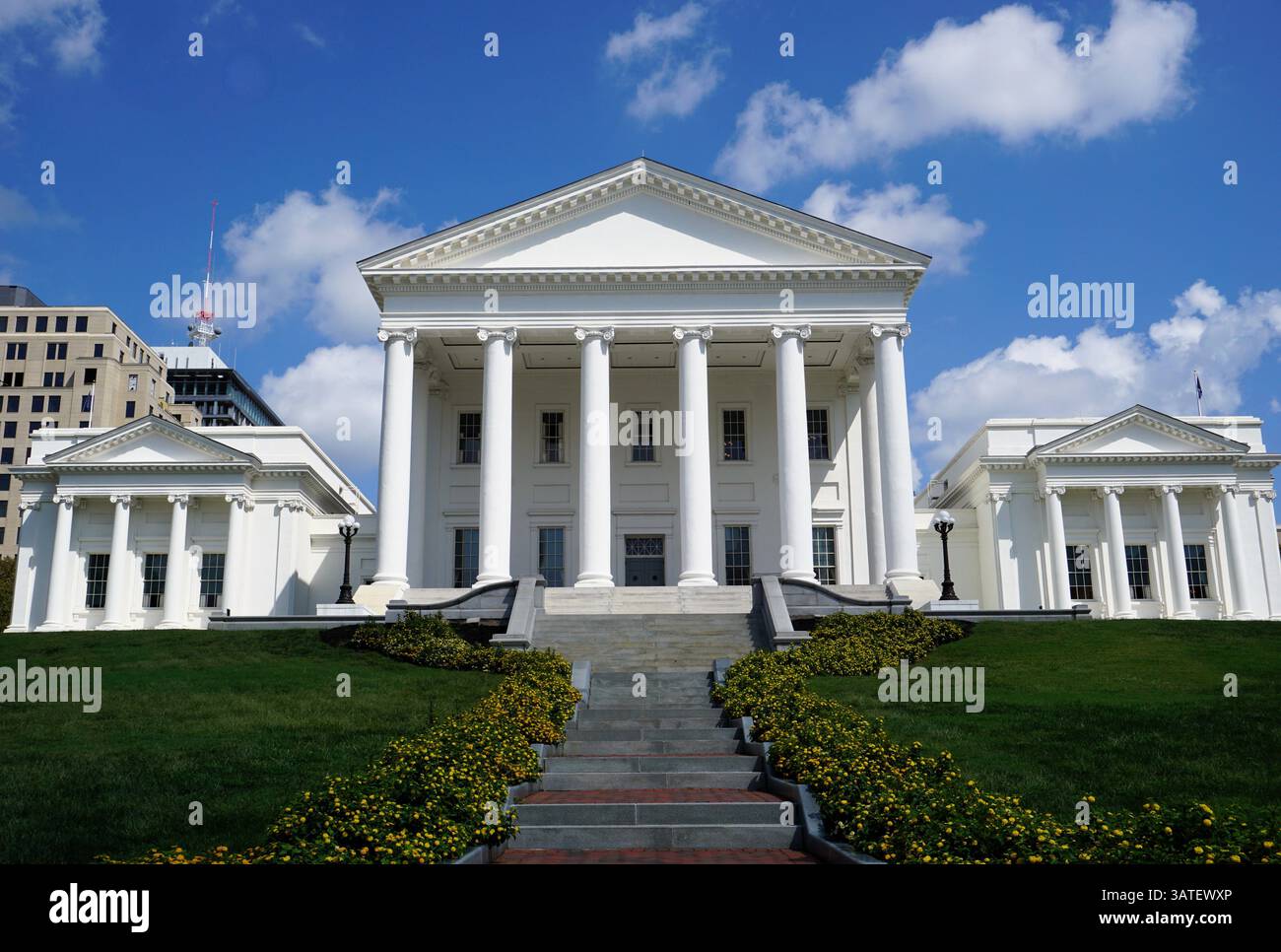 L'ingresso principale del Campidoglio della Virginia a Richmond, Virginia, la sede storica del governo del commonwealth Foto Stock