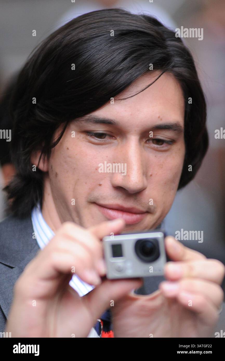 27 settembre 2013 - New York, NY, USA - 27 settembre 2013 New York City..Adam driver partecipa alla prima mondiale di "Captain Phillips" durante il 51° New York Film Festival all'Alice Tully Hall al Lincoln Center il 27 settembre 2013 a New York City (immagine di credito: © Kristin Callahan - Ace Pictures/Ace Pictures/ZUMAPRESS.com) Foto Stock