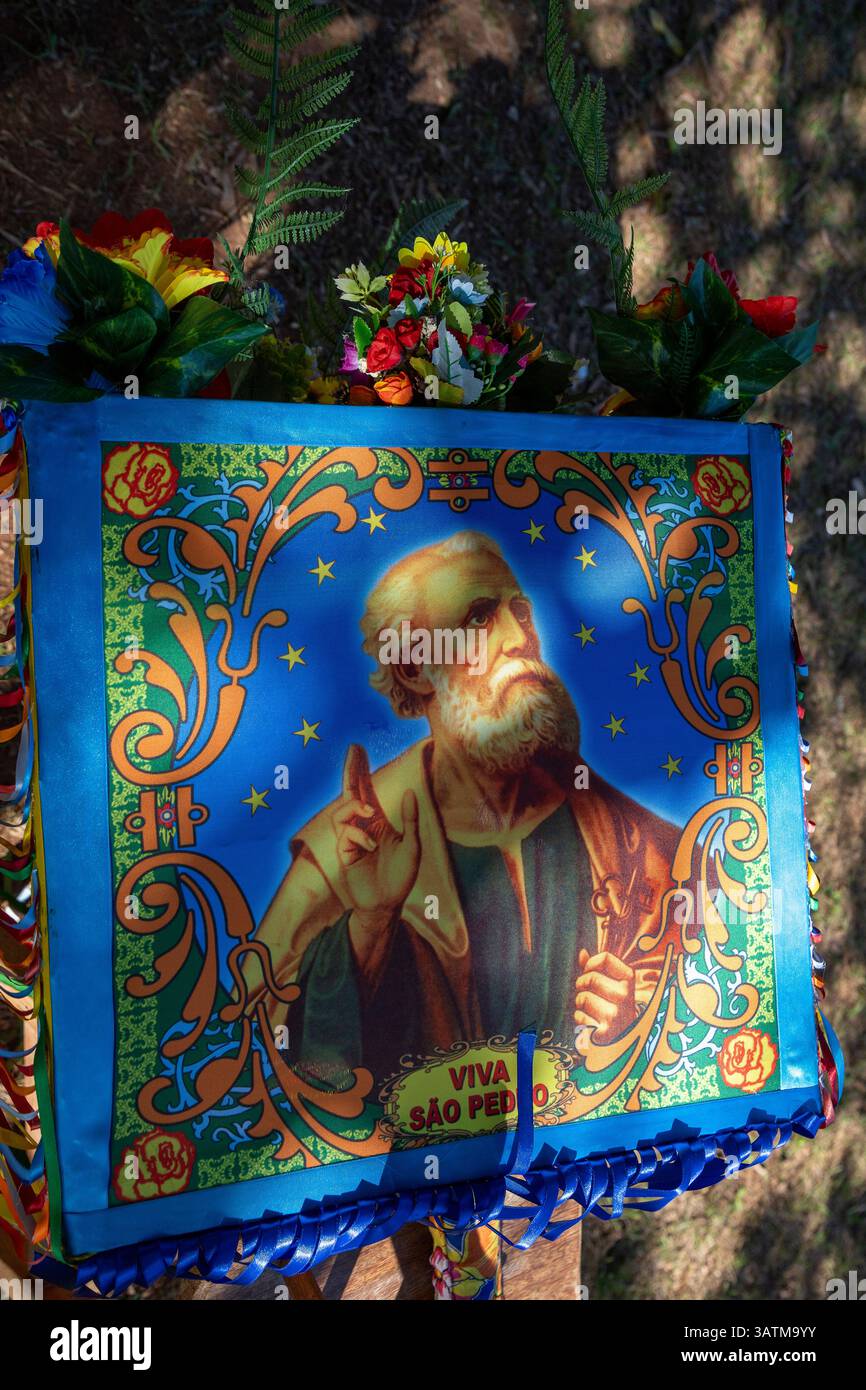 Campinas SP Brasile - 25 giugno 2023 - bandiera colorata di San Pietro per la decorazione del festival di giugno in Brasile Foto Stock