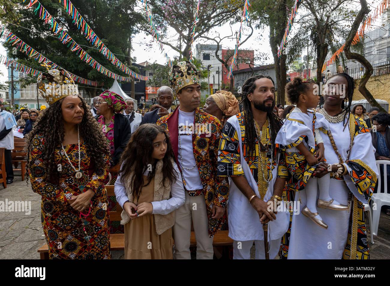 San Paolo, Brasile - 18 giugno - 2023 - messa all'aperto di fronte alla Chiesa di nostra Signora degli uomini Neri di Penha, città di São Paolo, Brasile Foto Stock