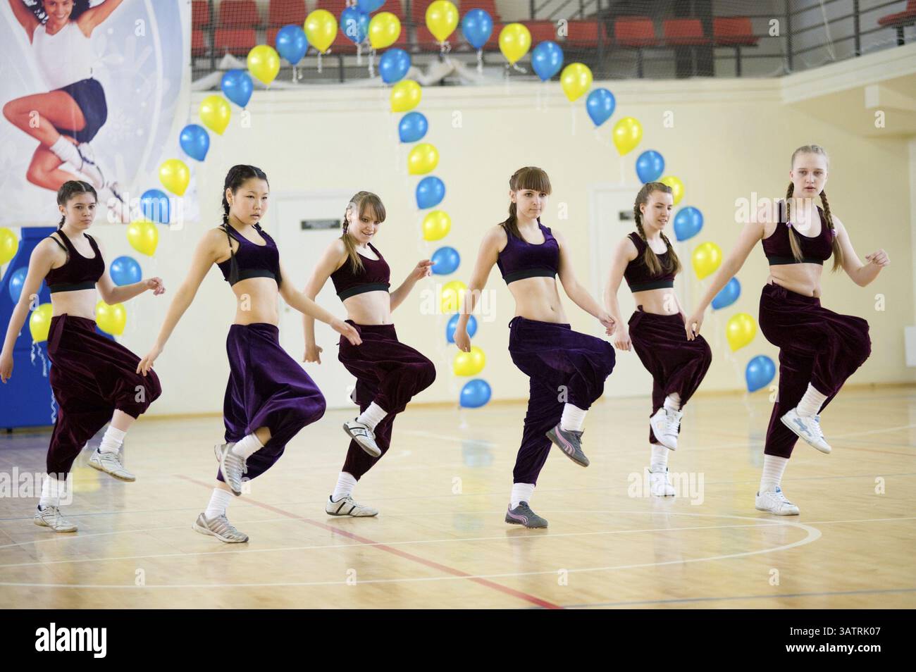 ULAN-UDE, RUSSIA - 2 MAGGIO: Festival dell'aerobica e del fitness, 2 maggio 2010 a Ulan-Ude, Buryatia, Russia, Europa Foto Stock