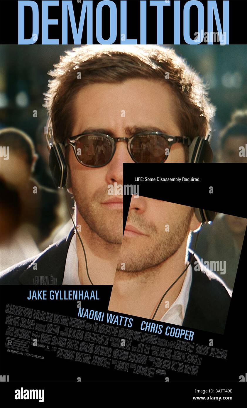 DATA DI USCITA: 8 aprile 2016TITLE: Demolition STUDIO: Fox Searchlight Pictures DIRETTORE: Jean-Marc Vallee TRAMA: Un banchiere di investimento di successo lotta dopo aver perso la moglie in un tragico incidente d'auto NELLA FOTO: JAKE GYLLENHAAL (Credit Image: © Fox Searchlight Pictures/Entertainment Pictures/ZUMAPRESS.com) Foto Stock